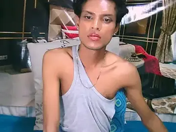 Stripchat Live Sex Cam of IndianLipstickLuna