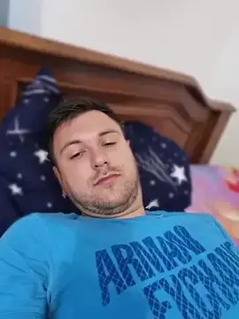 Stripchat Sex Chat of hugedickedd