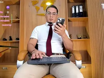 Stripchat Sex Cam of JoshMillerr_
