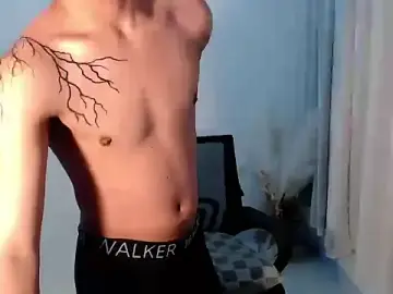 Stripchat Live Sex Cam of hottasianboy