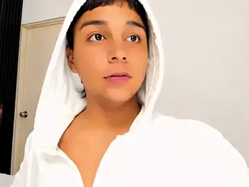 Stripchat Sex Cam of Seductivo_jr