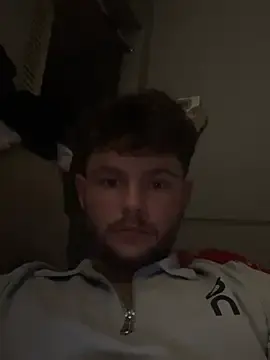 Stripchat Free Porn Cam of Ronnie153