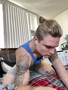 Stripchat Sex Cam of King_Kev_
