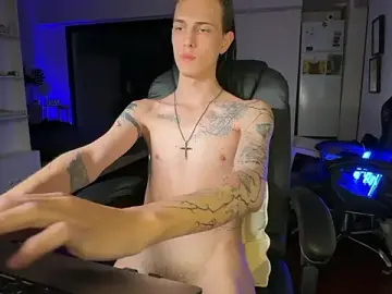 Stripchat Adult Webcam of Den_BlueXx