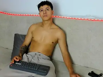 Stripchat Adult Webcams of _Alex_Colton