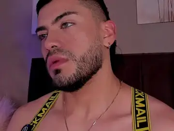 Stripchat Adult Webcams of Alexander_Diazz