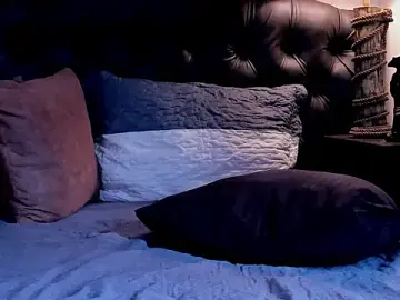 Stripchat Watch Live Sex Cams of ADAM_BOUTON_