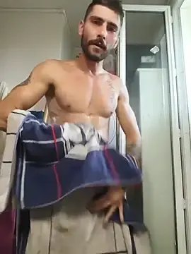 Stripchat Watch Live Sex Cams of Hugo-hetero34