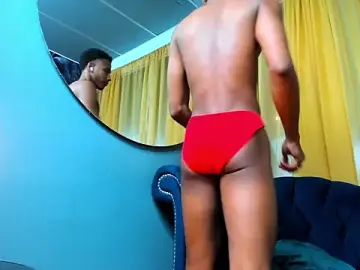 Stripchat Adult Webcams of Ethan_Fox11
