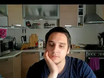 Stripchat Live Sex Cam of Bear_Beer130