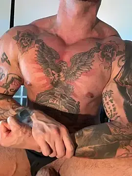 Stripchat Live Sex Cam of DimitriSullivan_