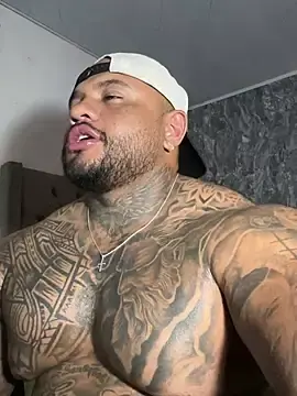 Stripchat Free Live Porn of criss_zander292