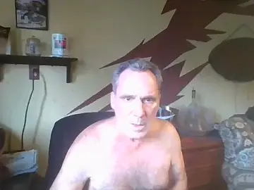 Stripchat Sex Cam of HunkofRock