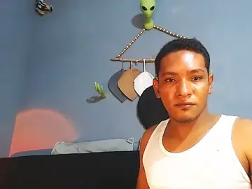 Stripchat Watch Live Sex Cams of Grandeygruesa1