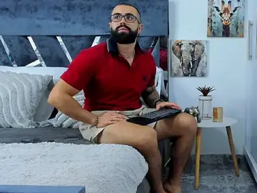 Stripchat Best live sex cam show of Zack_Froone