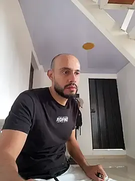 Stripchat Watch Live Sex Cams of Elferjuan1310