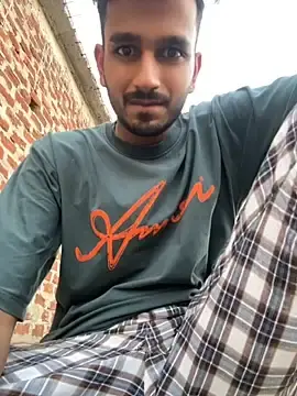 Stripchat Live Porn of Cuteaadi