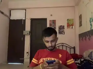 Stripchat Sex Cam of CutieDickBoiii