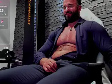 Stripchat Adult Webcam of David_Big_Daddy