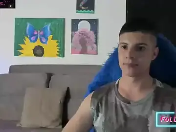 Stripchat Live Sex Cam of cory_okell