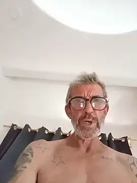 Stripchat Private Sex Chat of chris-sbh11