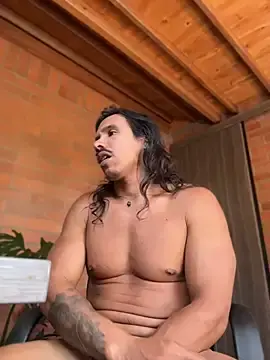 Stripchat Sex Cam of caiiobahia