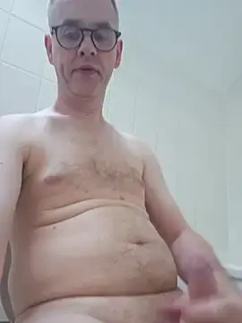 Stripchat Watch Live Sex Cams of Hectorthyssen1