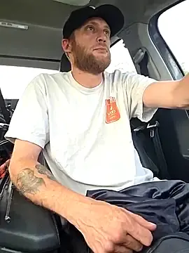 Stripchat Free Porn Cam of thatguy7733
