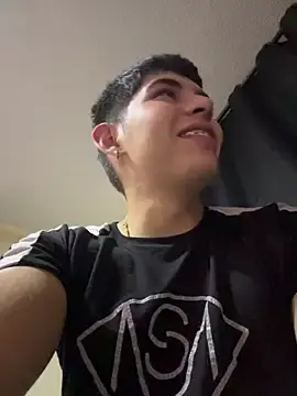 Stripchat Free Live Porn of Johan_fire