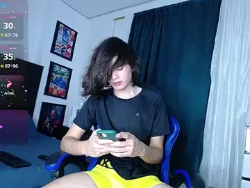 Stripchat Best Webcam of andyboy-