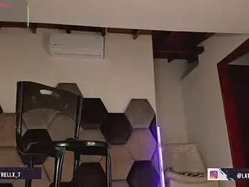 Stripchat Live Sex Cam of Latrellx7