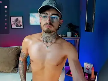 Stripchat Best Webcam of keneth_Collins