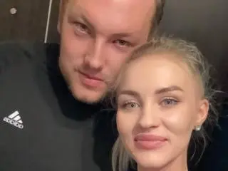 Xlovecam Nude Webcam of DreaamCouple69