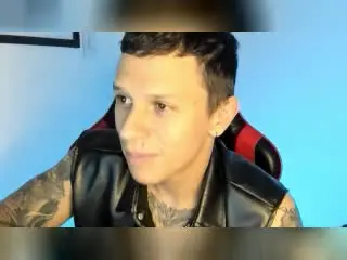 Xlovecam Free Live Porn of MasterDaveExtreme