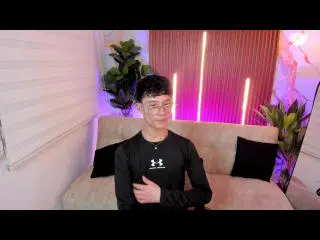 Xlovecam Private Sex Chat of PatrickHolland