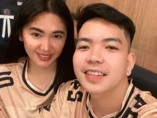 Xlovecam Free Live Porn of AsianCoupleDesire
