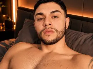 Xlovecam Adult Webcams of BrianAdler