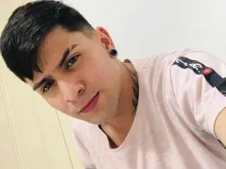 Xlovecam Best Webcam of Sthefano