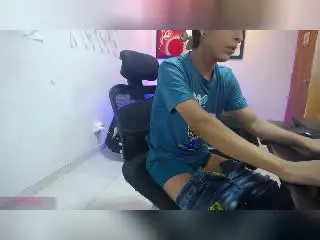 Xlovecam Best Webcam of AndressDean