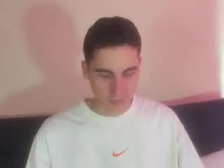 Xlovecam Live Porn of Ryanlevys