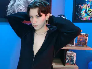 Xlovecam Free Live Porn of HoldenS