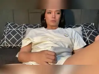 Xlovecam Free Porn Cam of ClaudiaJohnson