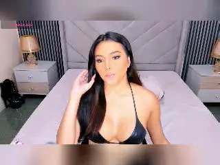 Xlovecam Watch Live Sex Cams of LovelyCrissya
