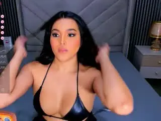 Xlovecam Sex Chat of LovelyCrissya