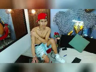Xlovecam Nude Webcam of SkinnyCuteAlyer