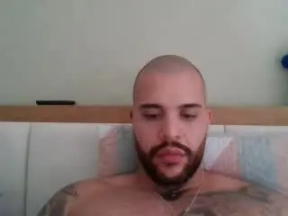 Xlovecam Free Porn Cam of MedellynDark