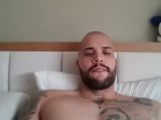 Xlovecam Sex Chat of MedellynDark