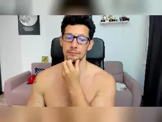 Xlovecam Free Live Porn of BrutusK