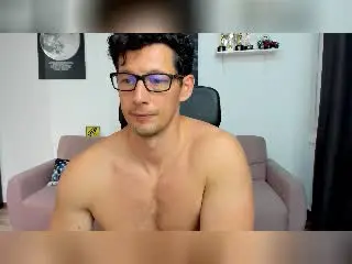 Xlovecam Free Porn Cam of BrutusK