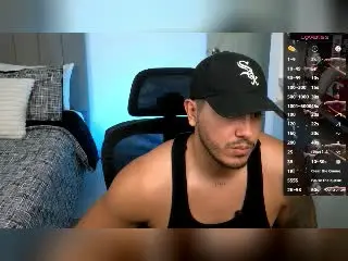 Xlovecam Free Live Porn of OwenPierce